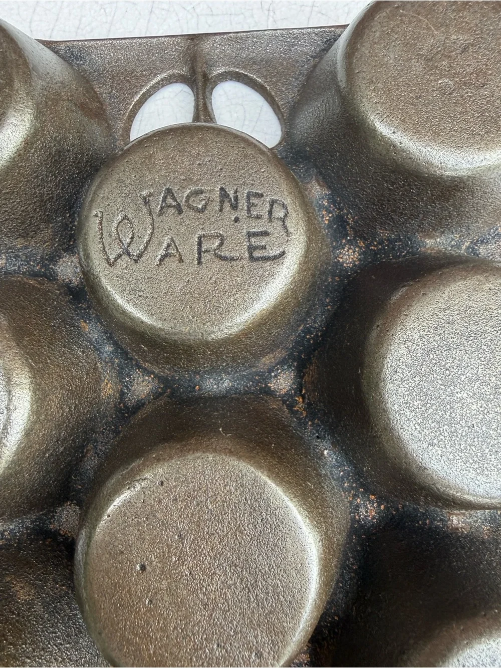 Vintage Wagner Ware Cast Iron Popover Muffin Pan 11 Cups Unmarked 